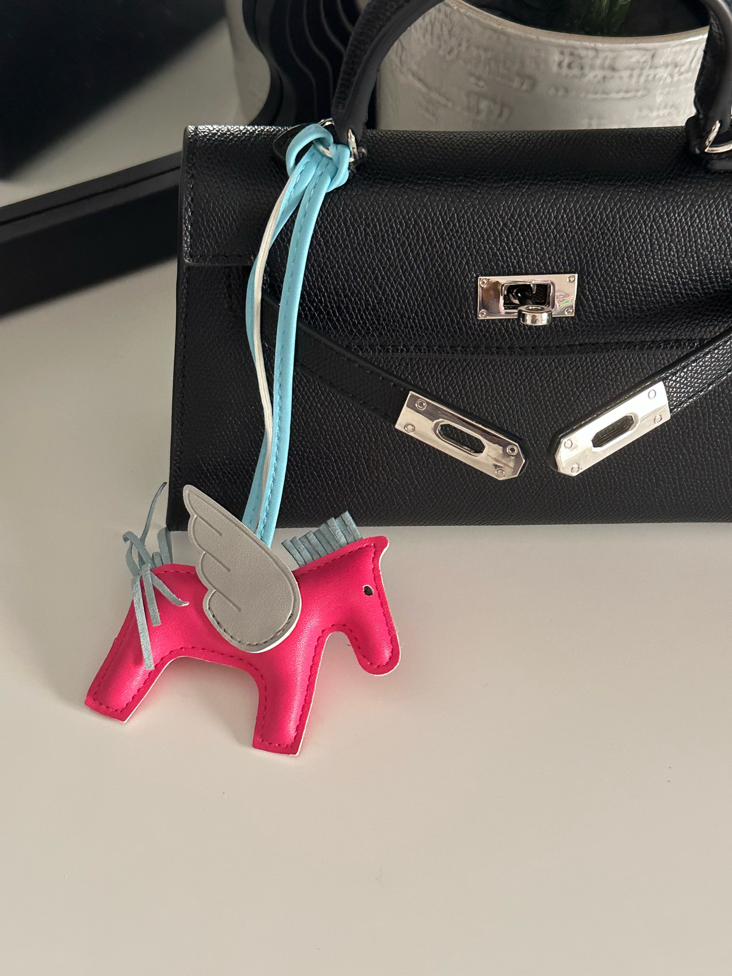 Horse Pink