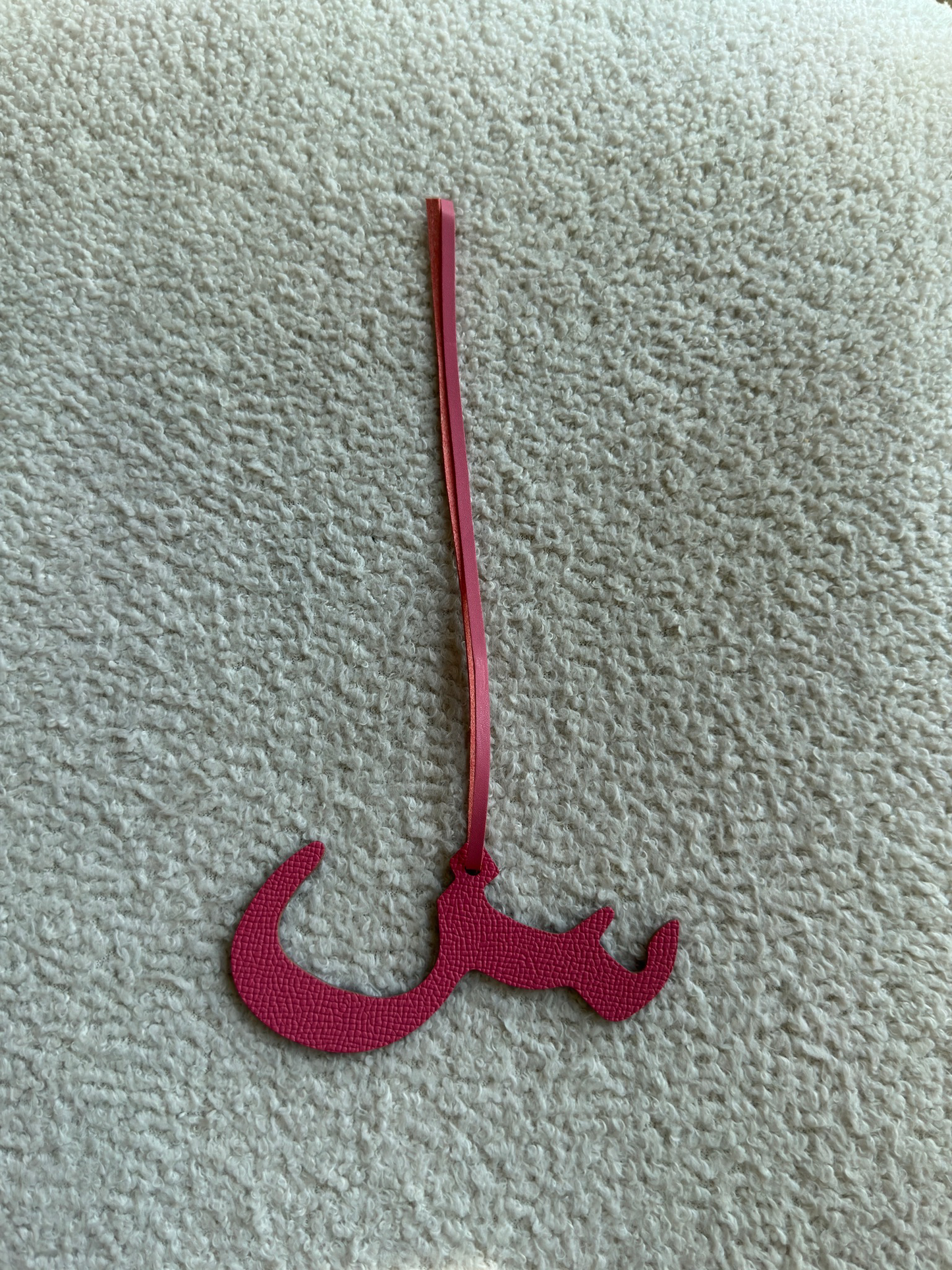 Letter س Pink