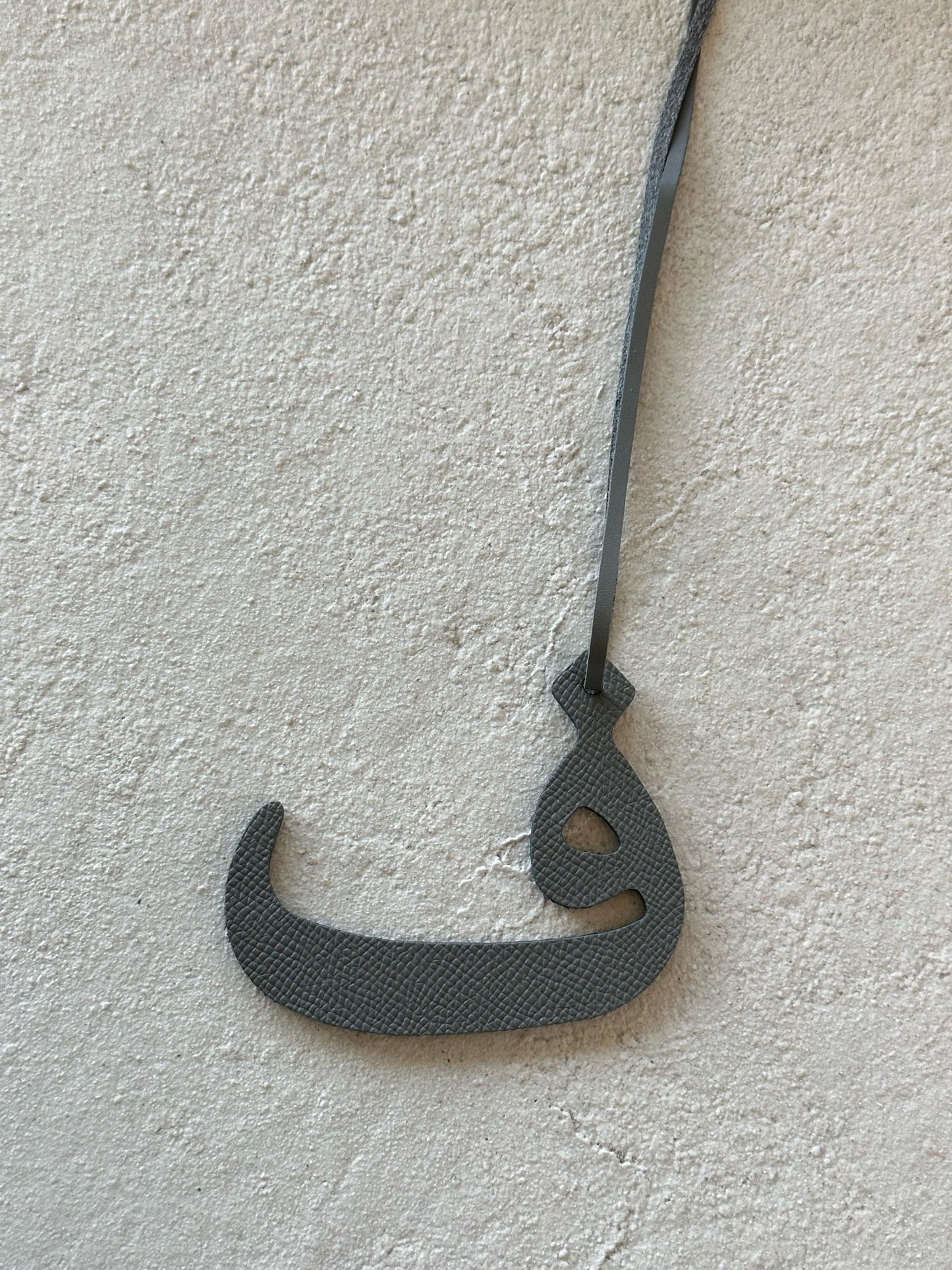 Letter ف Grey