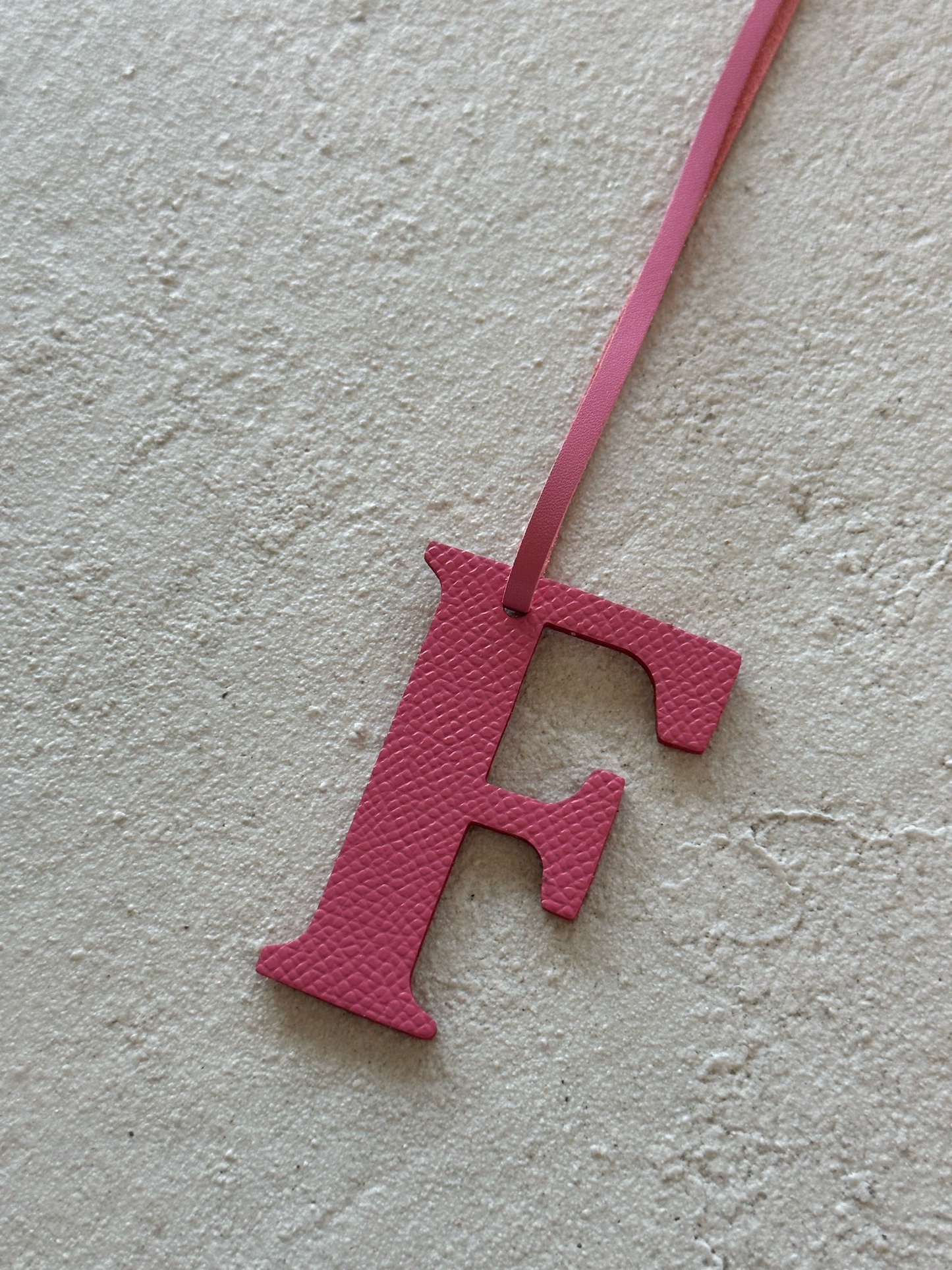 Letter F Pink