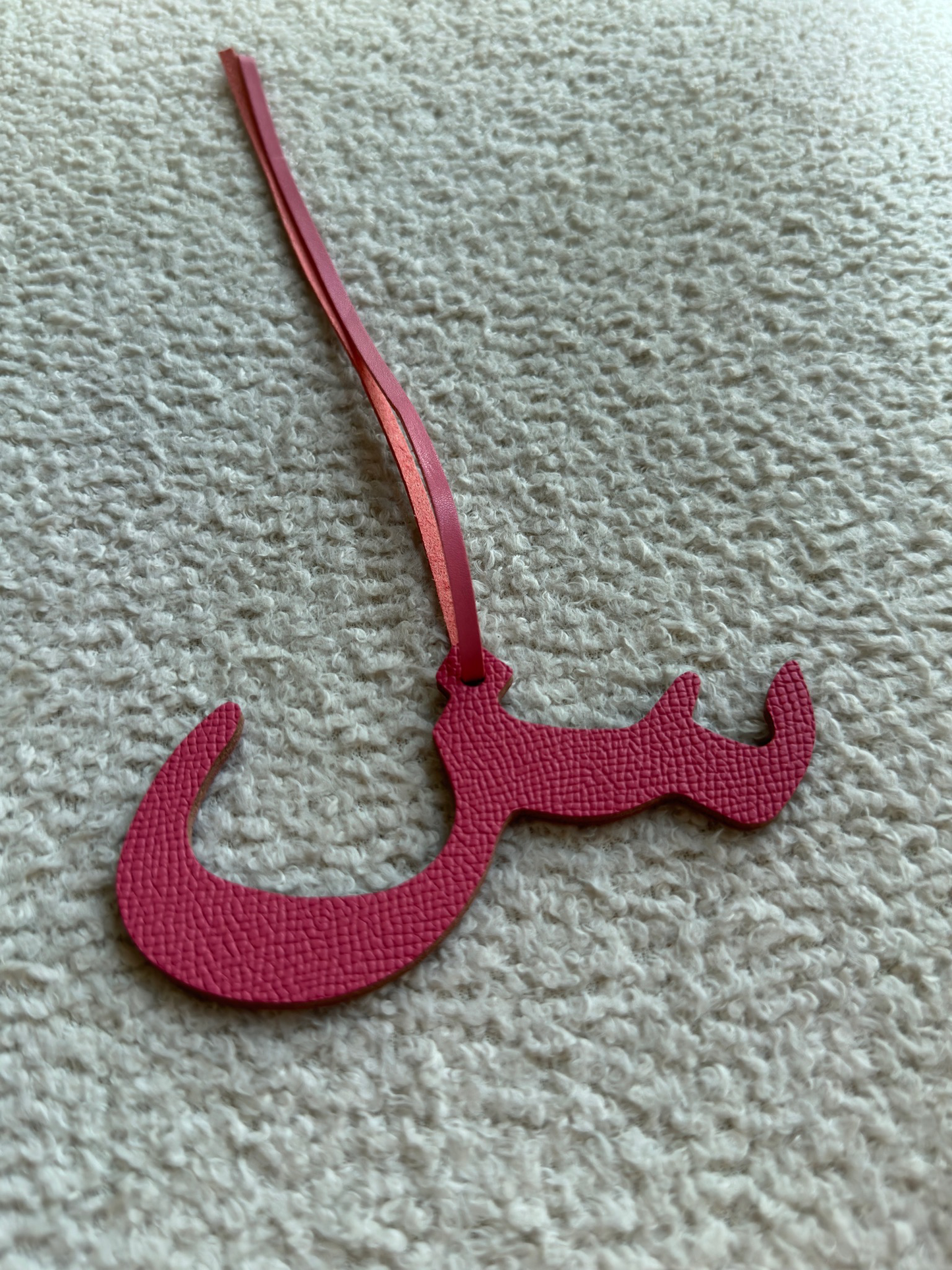 Letter س Pink