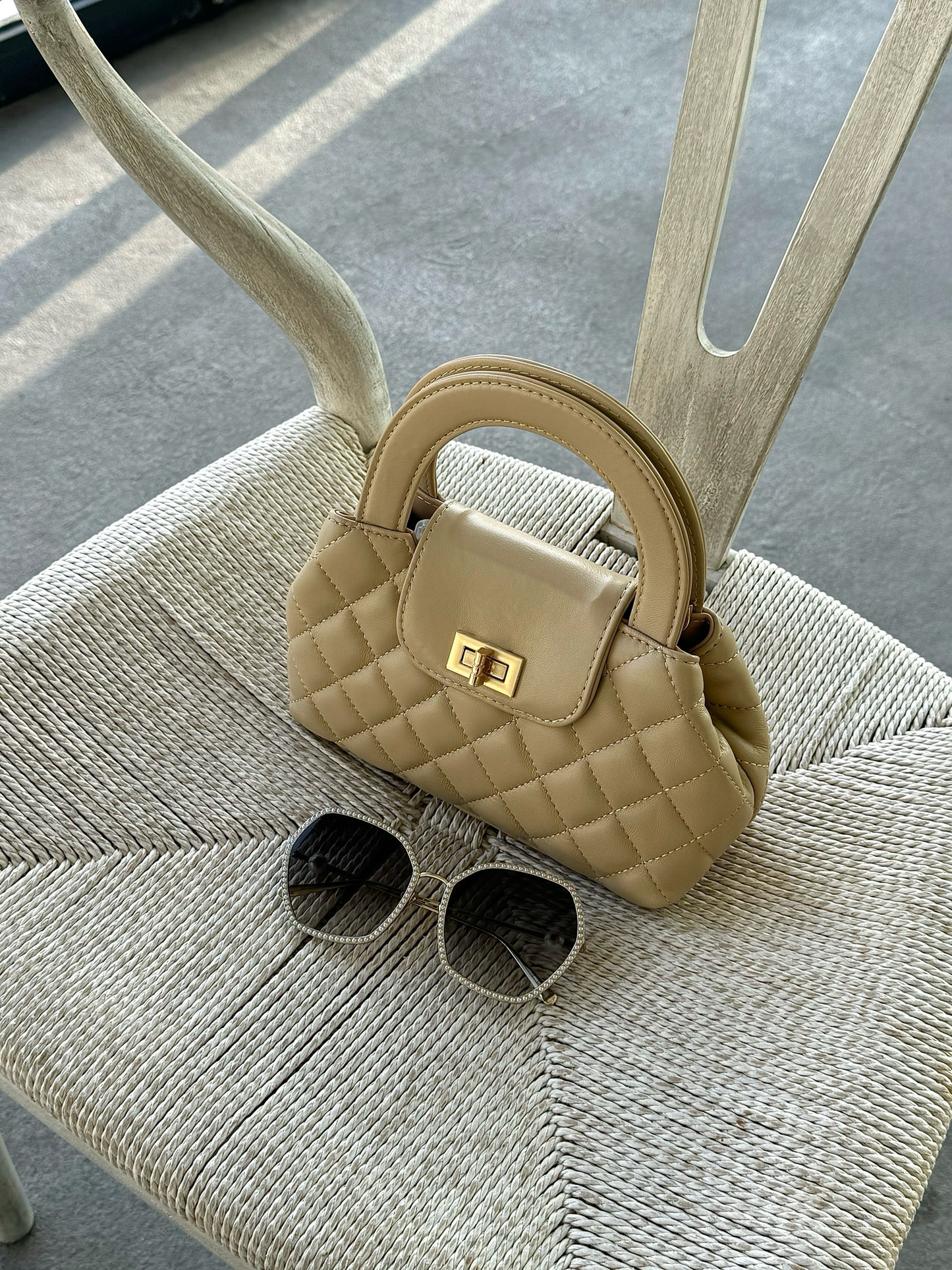 C H Beige