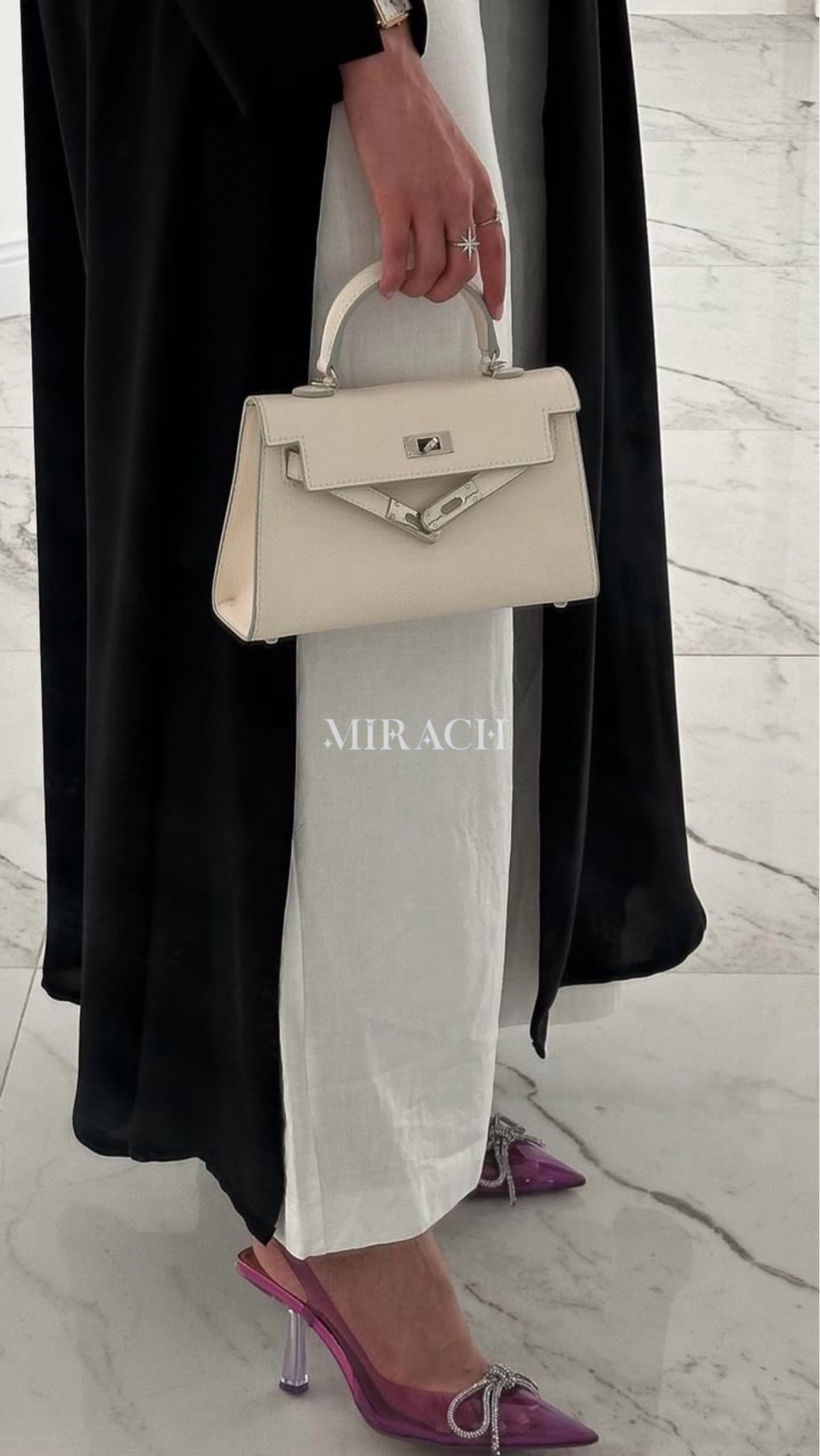 Kelly 22CM White