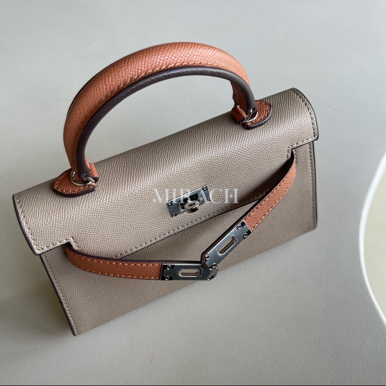 Kelly 22CM Beige-Brown