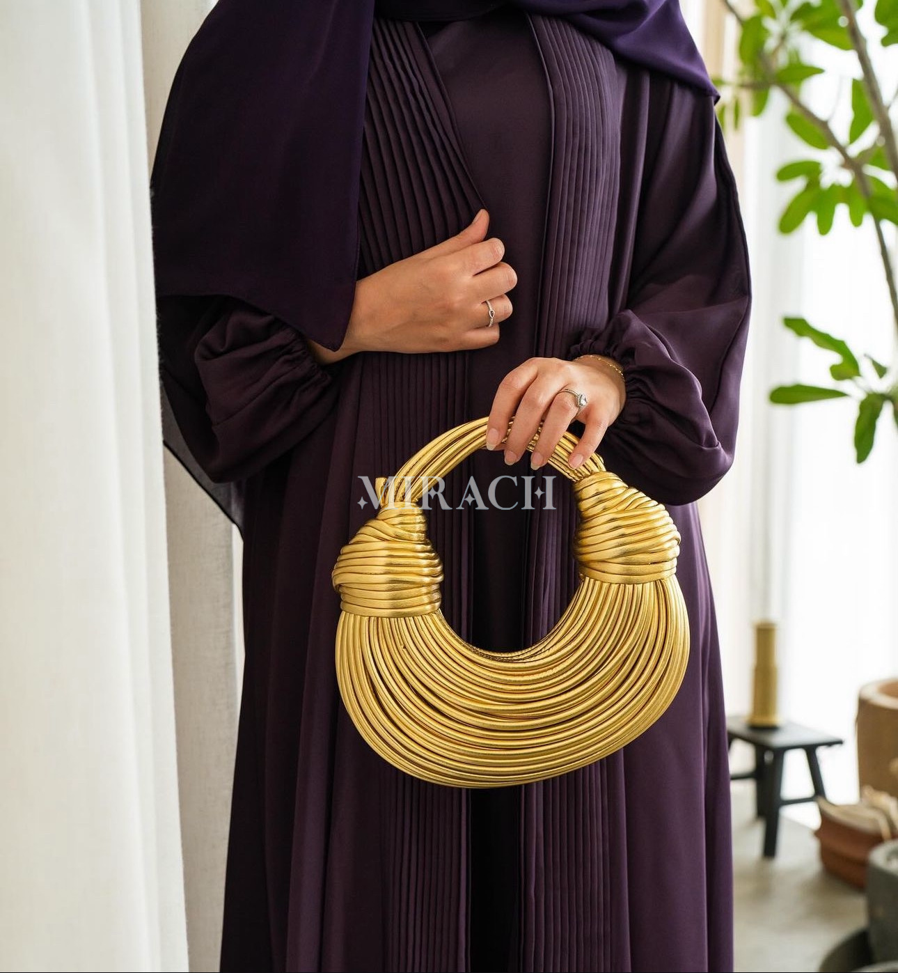 Knot Gold