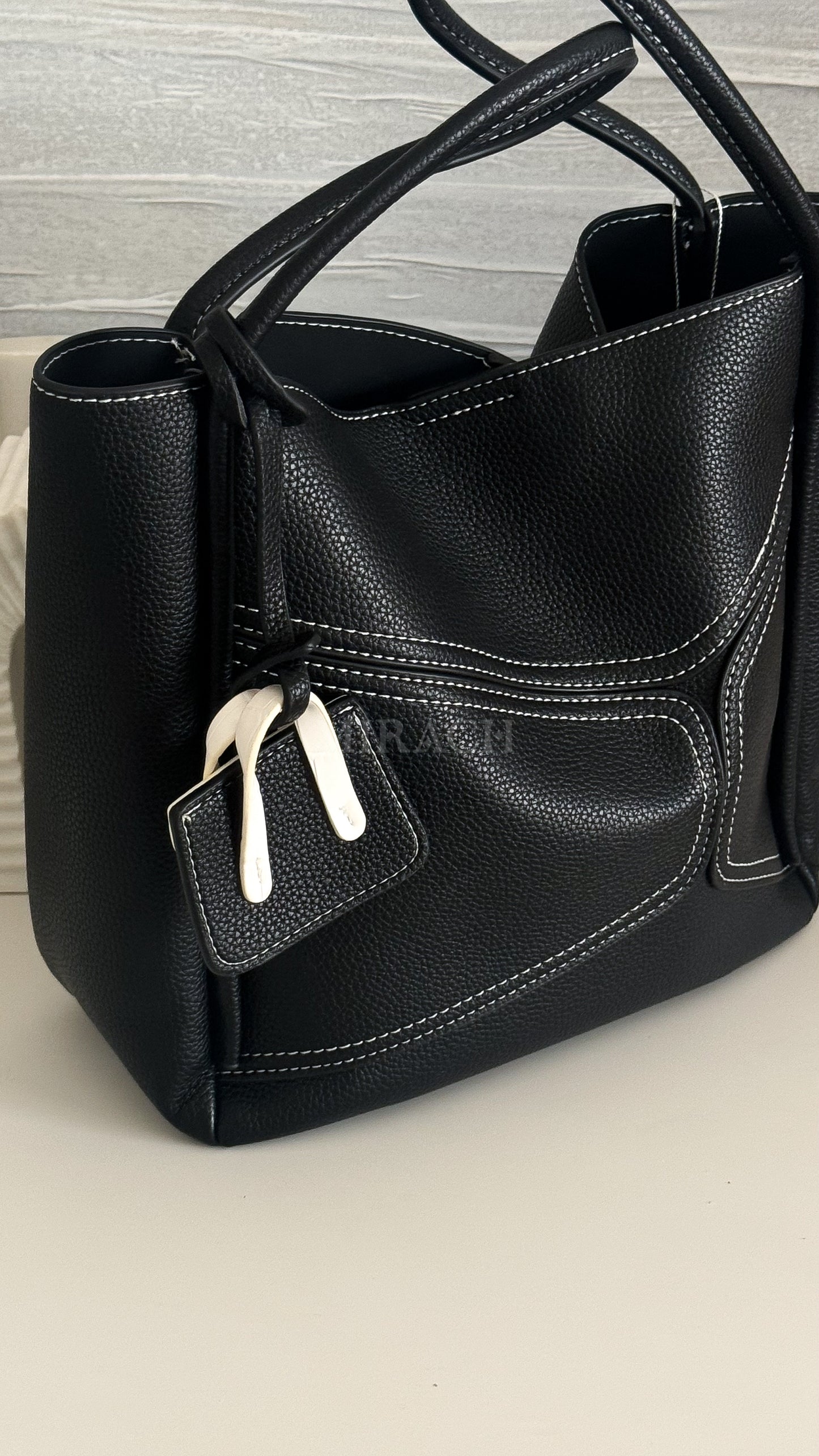Loewe tote
