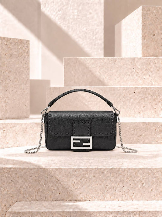 FENDI aguette macro-stitch messenger