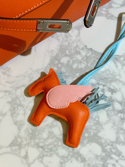 Horse Orange