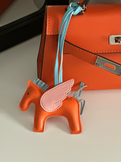 Horse Orange