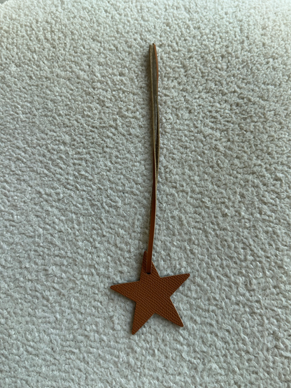 Charm Star brown