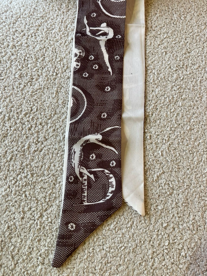 Scarf Letter D