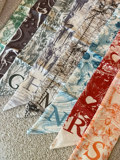 Scarf Letter R