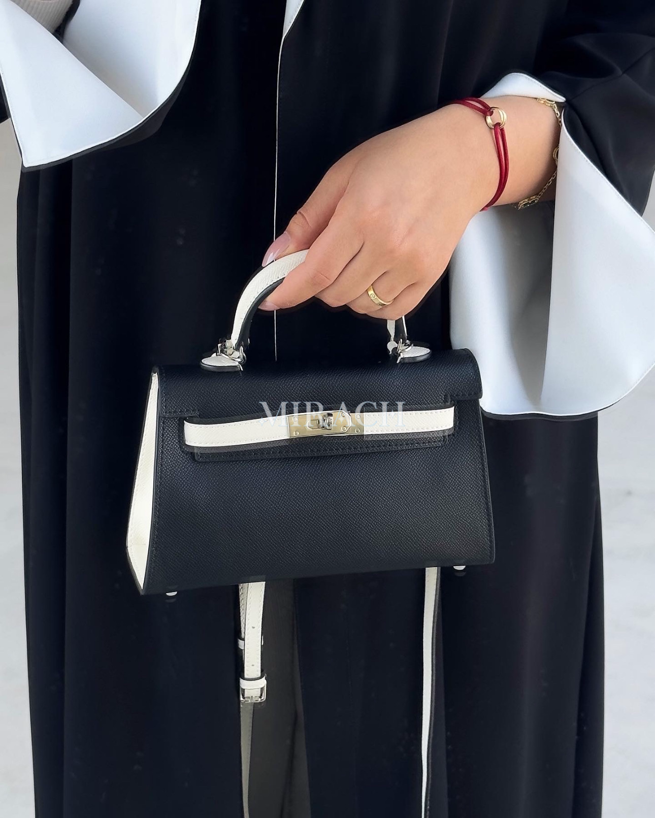 Kelly 22CM Black-White