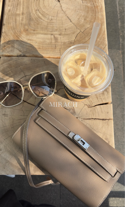 KellyClutch Taupe