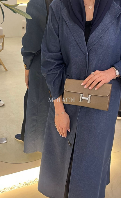 Constance Taupe