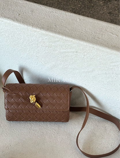 Andiamo Brown