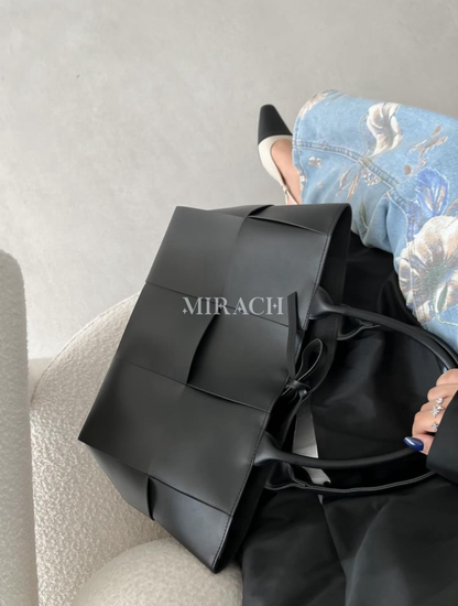 BT Tote Black