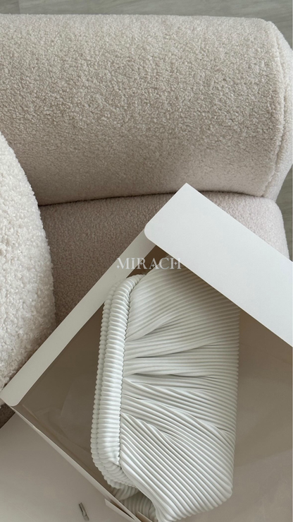 Pouch White