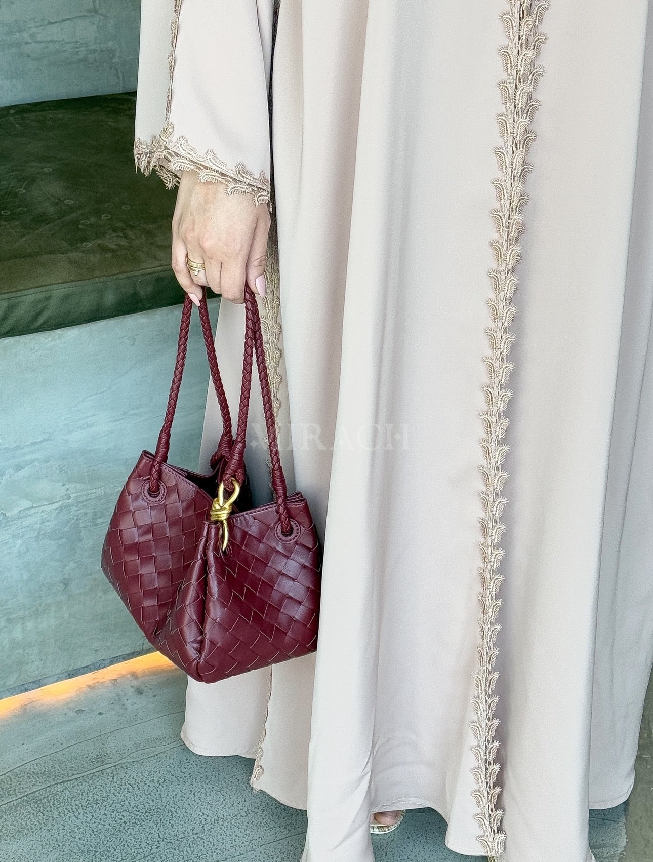 Parachute Maroon